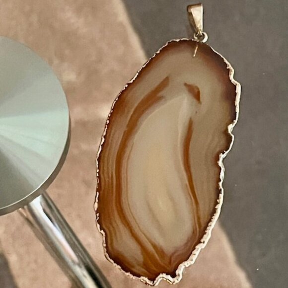 Unbranded Jewelry - Polished Natural Agate Geode Slab Slice Beige Brown Quartz Crystal Stone Pendant